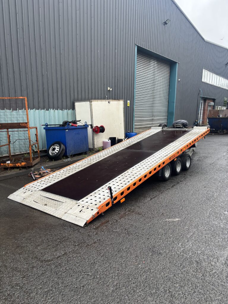 2021 Wiola W5 3 Axle Car Trailer