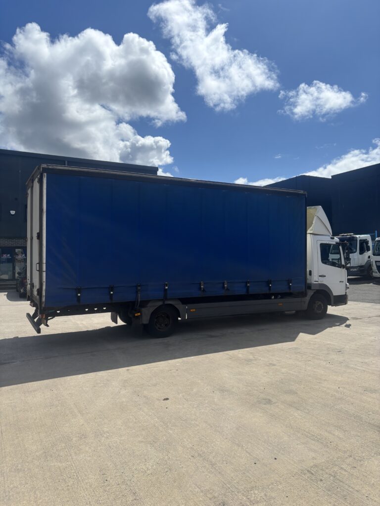 December 2013 Mercedes Atego 816 Curtainsider