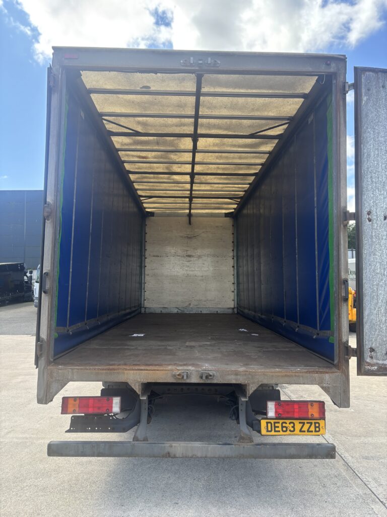 December 2013 Mercedes Atego 816 Curtainsider