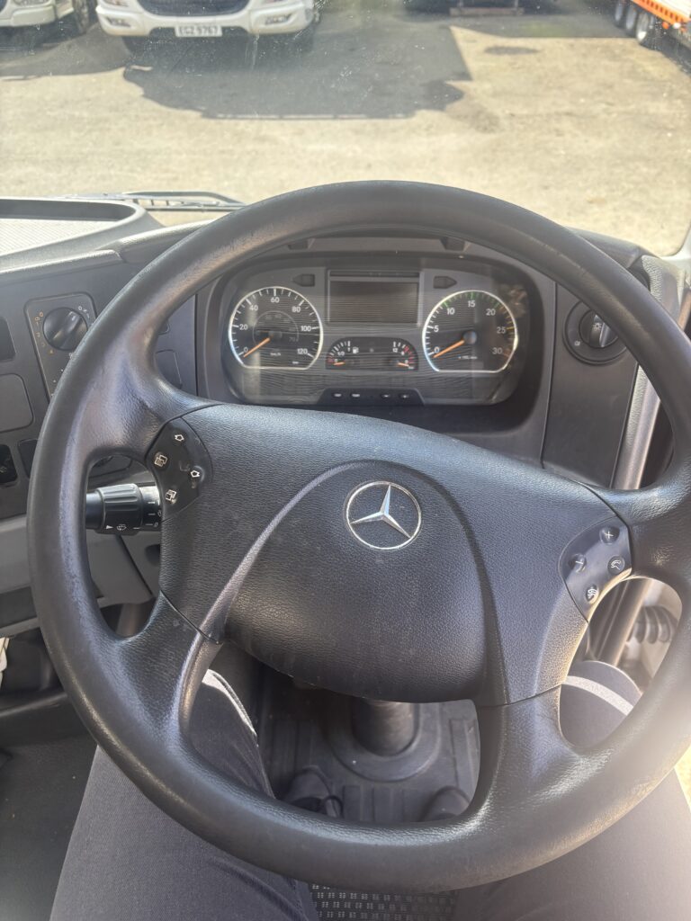 December 2013 Mercedes Atego 816 Curtainsider