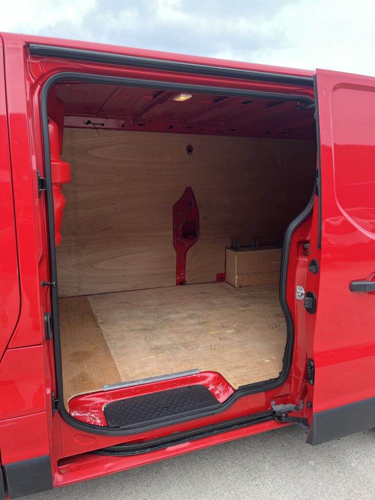 2021 Renault Trafic Business+ 2.0d