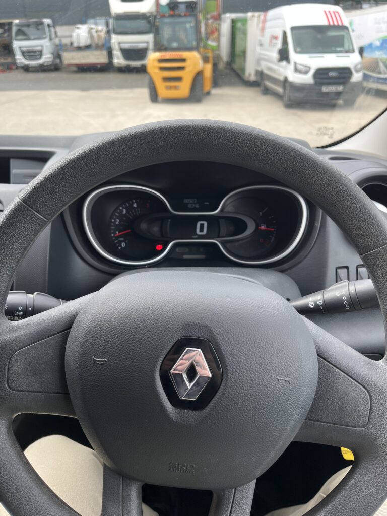 2021 Renault Trafic Business+ 2.0d