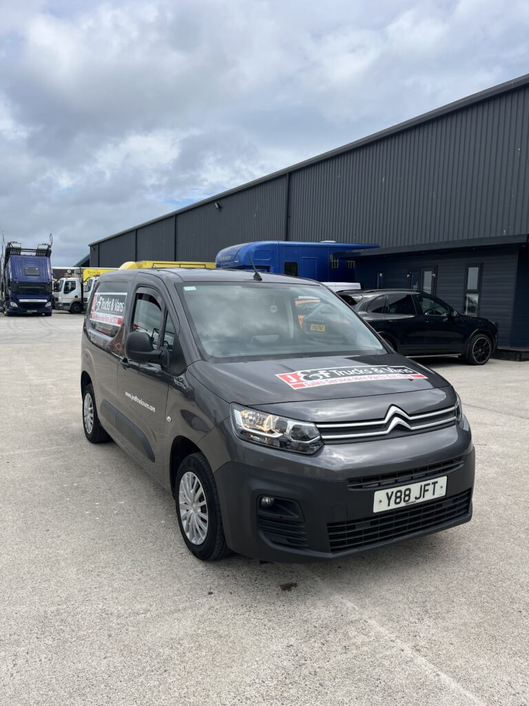 December 2020 Citroen Berlingo 650 Enterprise 1.5d