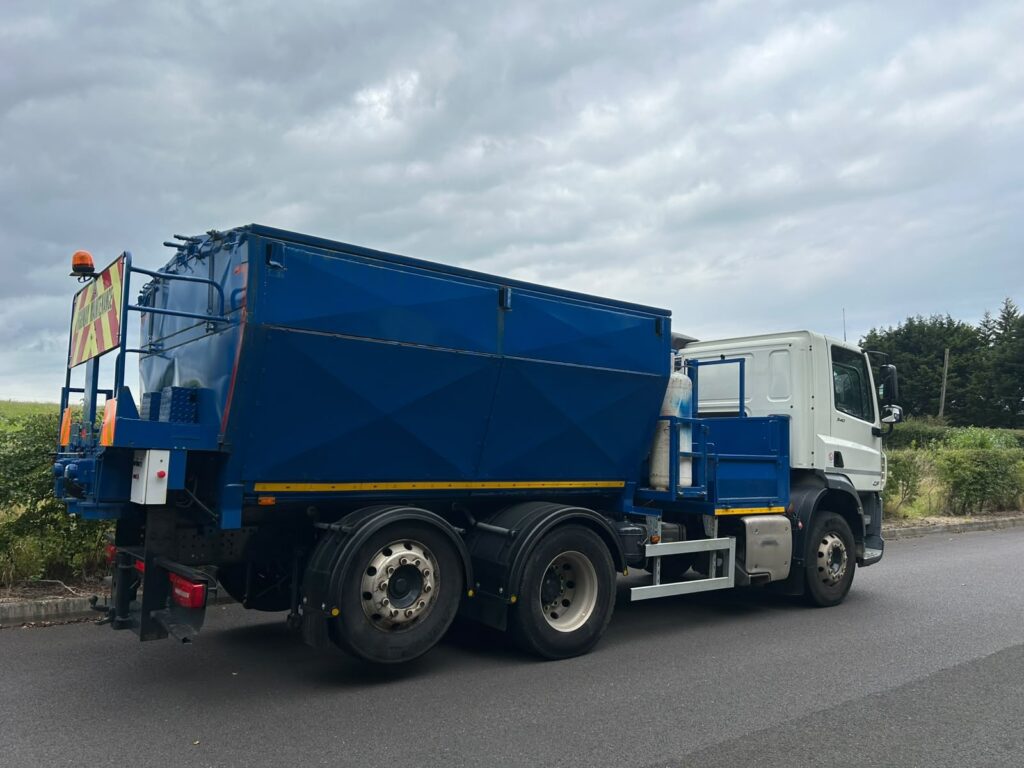December 2018 DAF CF 340 Hotbox