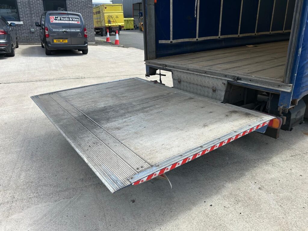 2016 Dhollandia DHLM.10 100kgs Alloy Cantilver Tail Lift