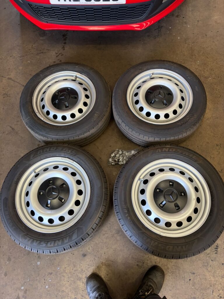 2021 Mercedes Vito Wheels