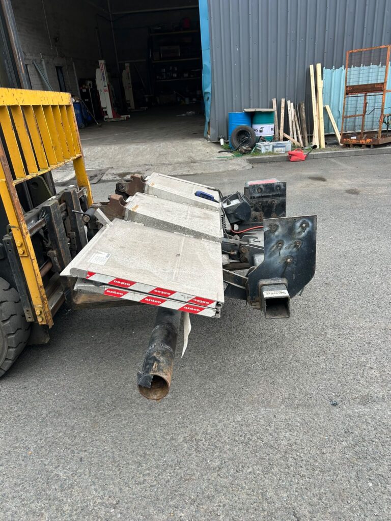 2021 Anteo 1150kg Alloy Tuckaway Tail Lift