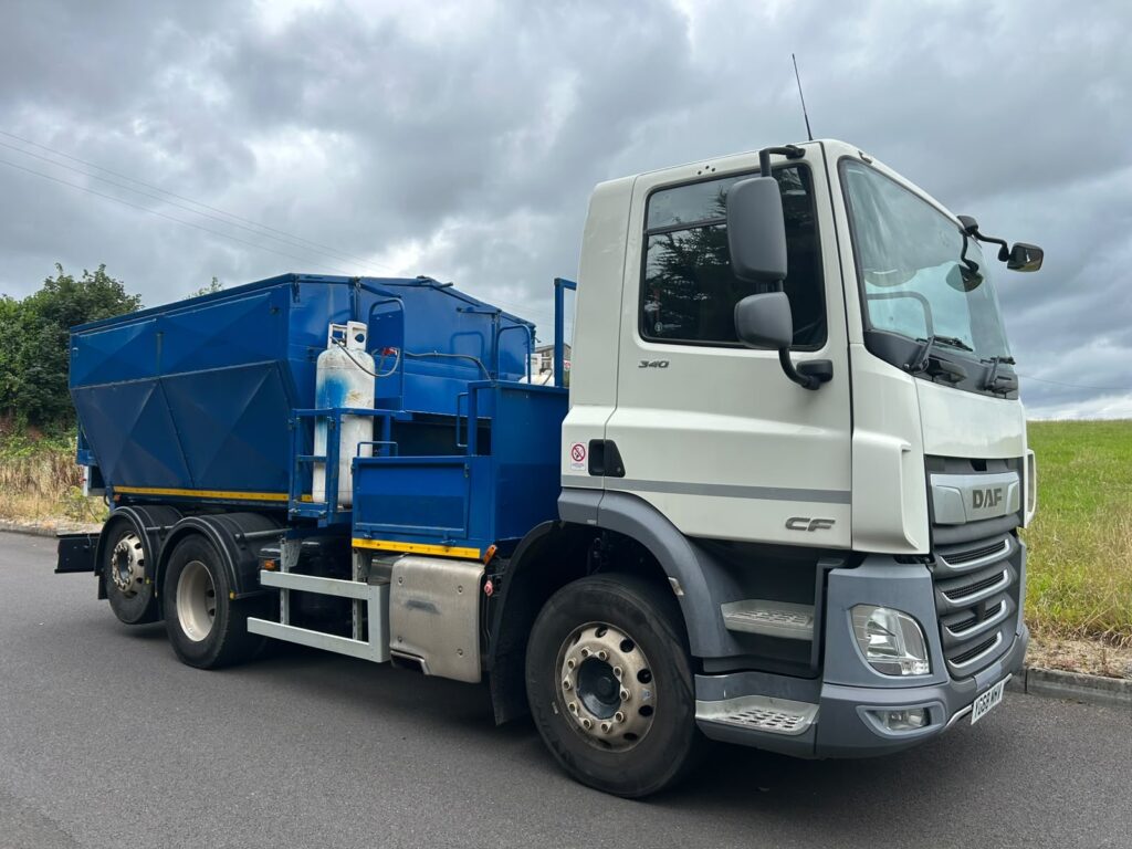 December 2018 DAF CF 340 Hotbox