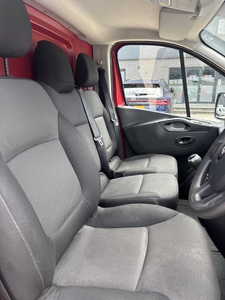 2021 Renault Trafic Business+ 2.0d
