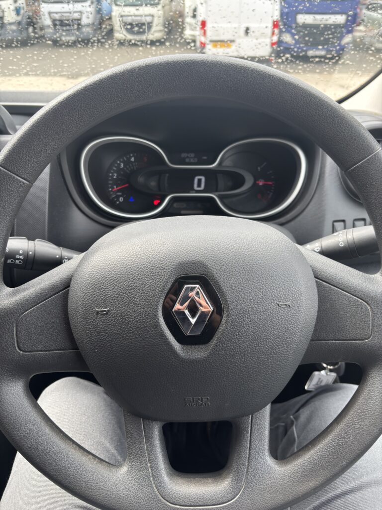 2021 Renault Trafic Business+ 2.0d