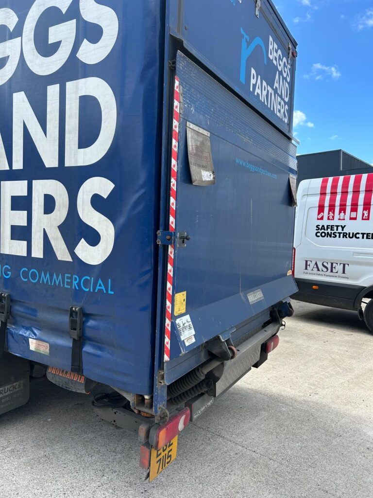 2016 Dhollandia DHLM.10 100kgs Alloy Cantilver Tail Lift