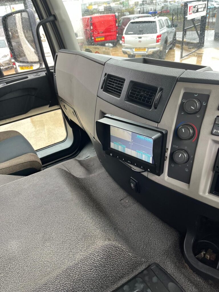 April 2018 Volvo FLE 280 Chassis Cab