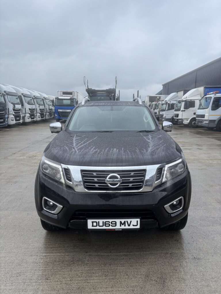 September 2019 Nissan Navara Tekna DCi 2.3d