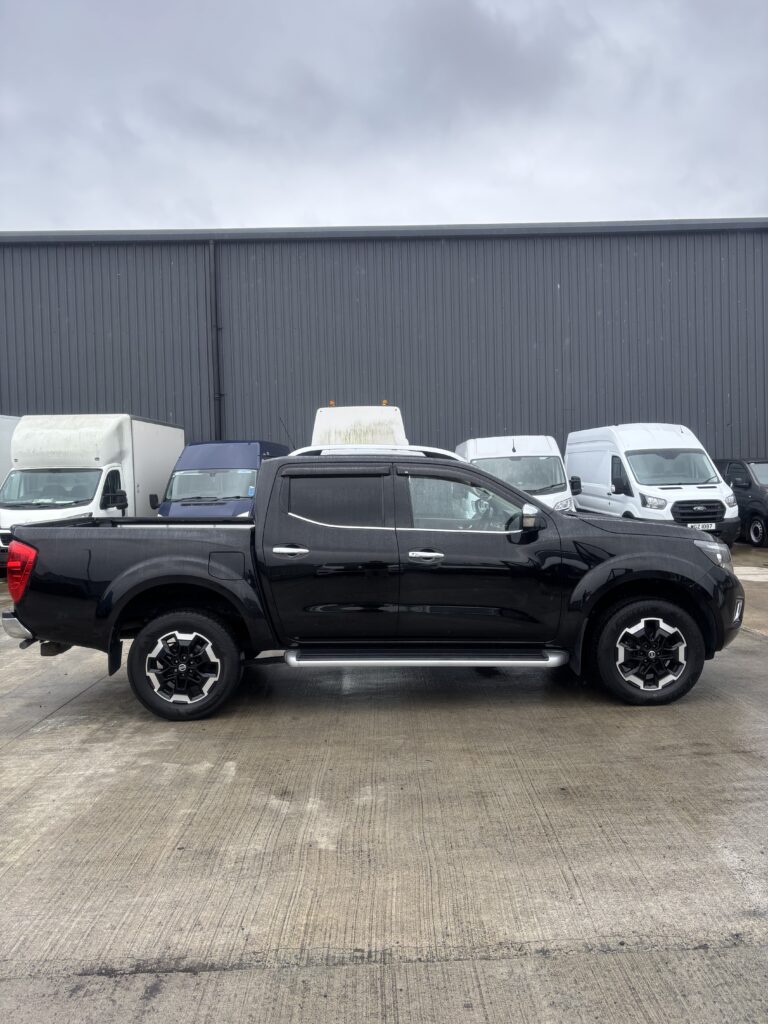 September 2019 Nissan Navara Tekna DCi 2.3d