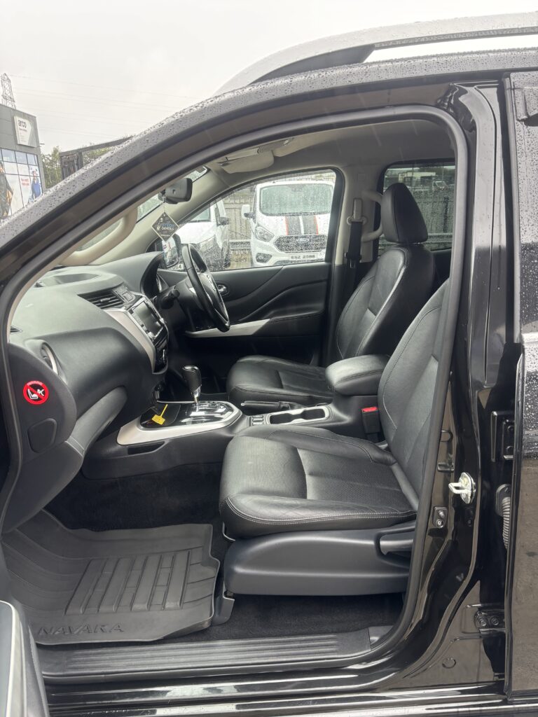 September 2019 Nissan Navara Tekna DCi 2.3d