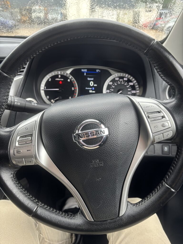 September 2019 Nissan Navara Tekna DCi 2.3d