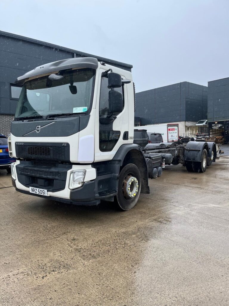 April 2018 Volvo FLE 280 Chassis Cab