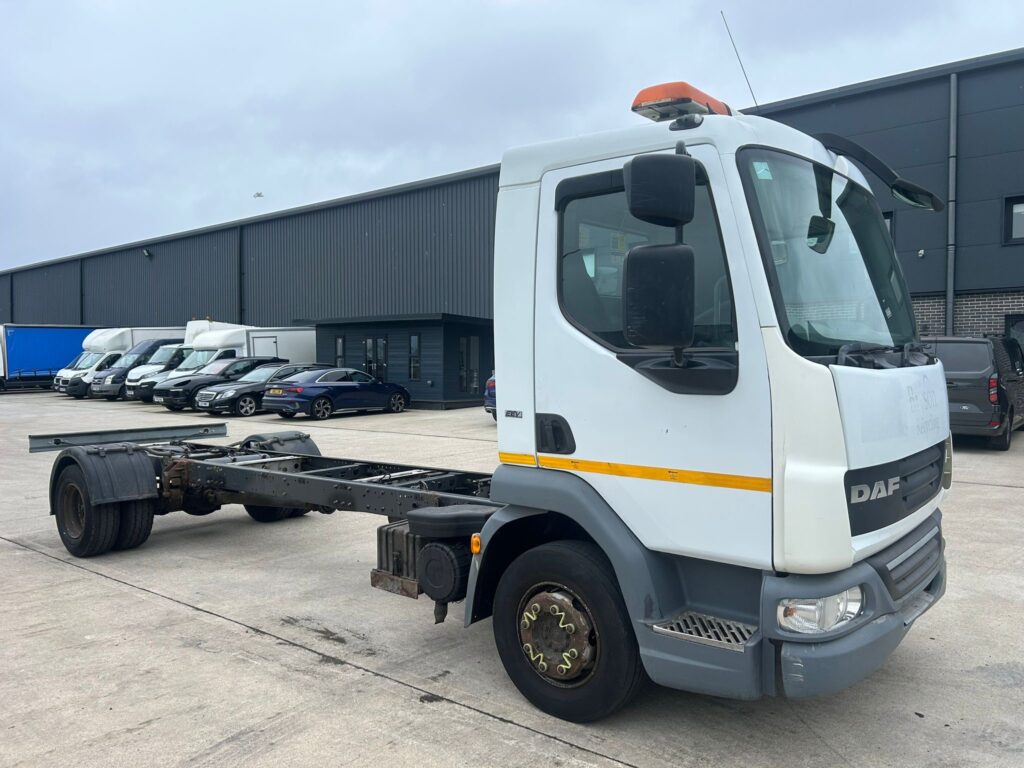 2012 DAF LF 45 1 80 Euro 5 12 Ton
