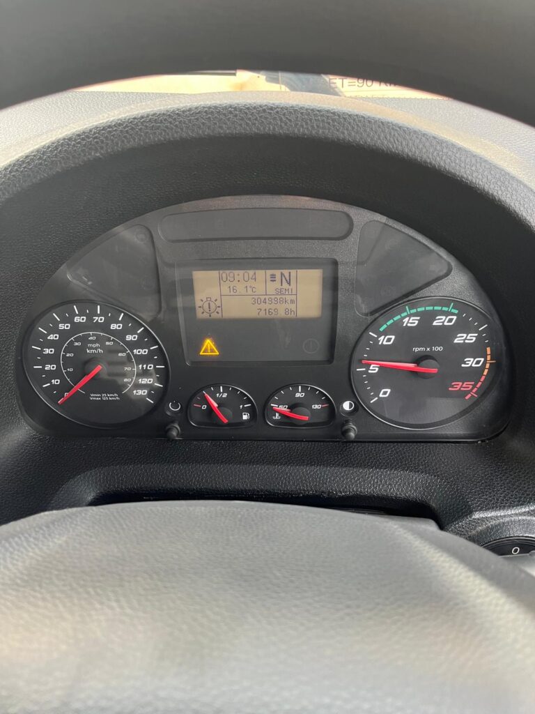 August 2019 Iveco 180e25 Flatbed