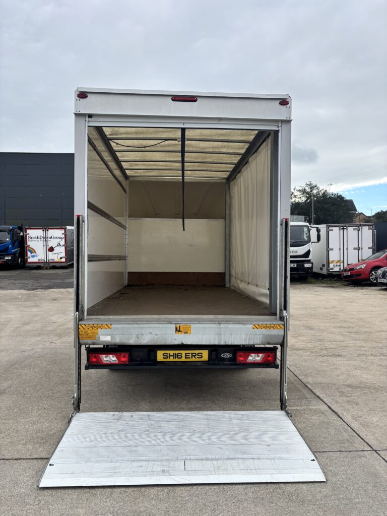 2022 Ford Transit T350 130 2.0 Leader EcoBlue Luton/Curtainsider