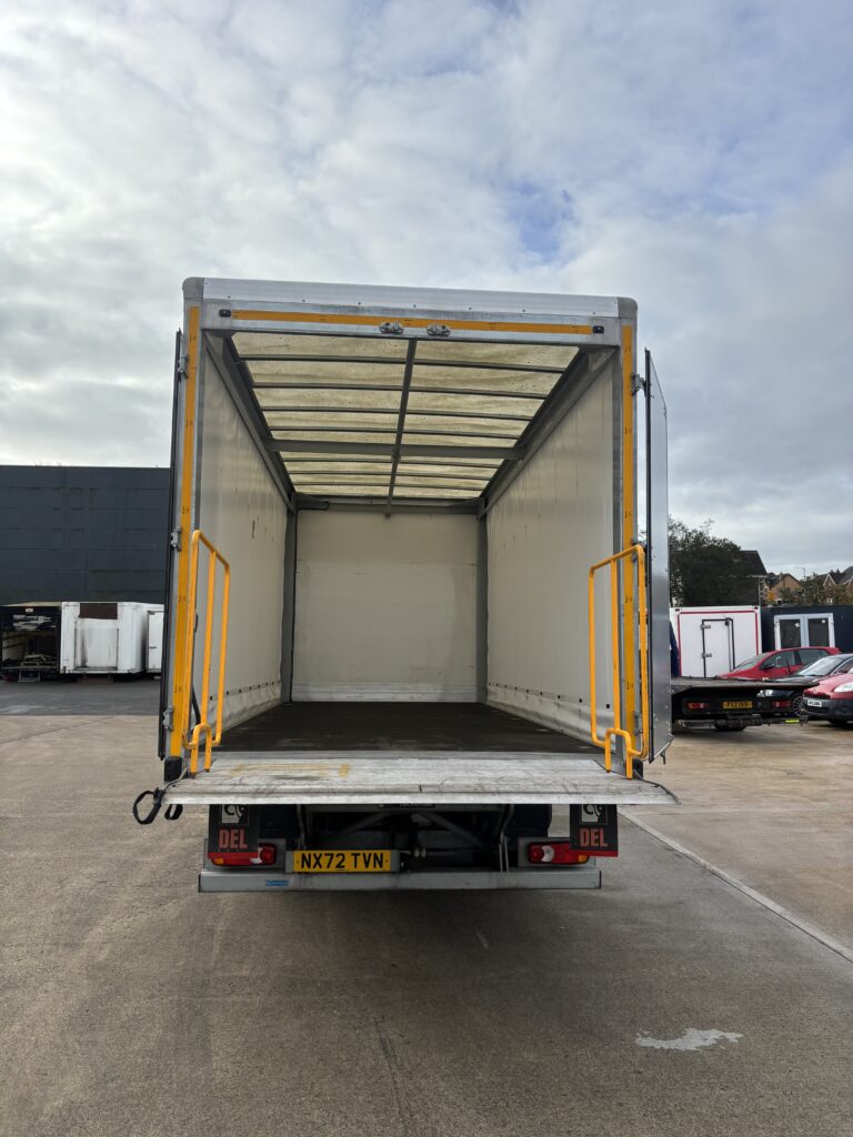 2023 DAF LF 45 180 7.5T Curtainsider