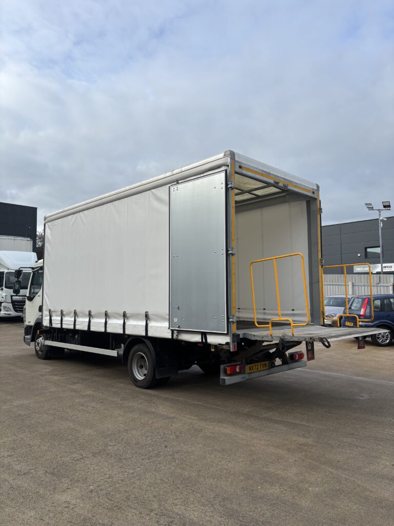 2023 DAF LF 45 180 7.5T Curtainsider