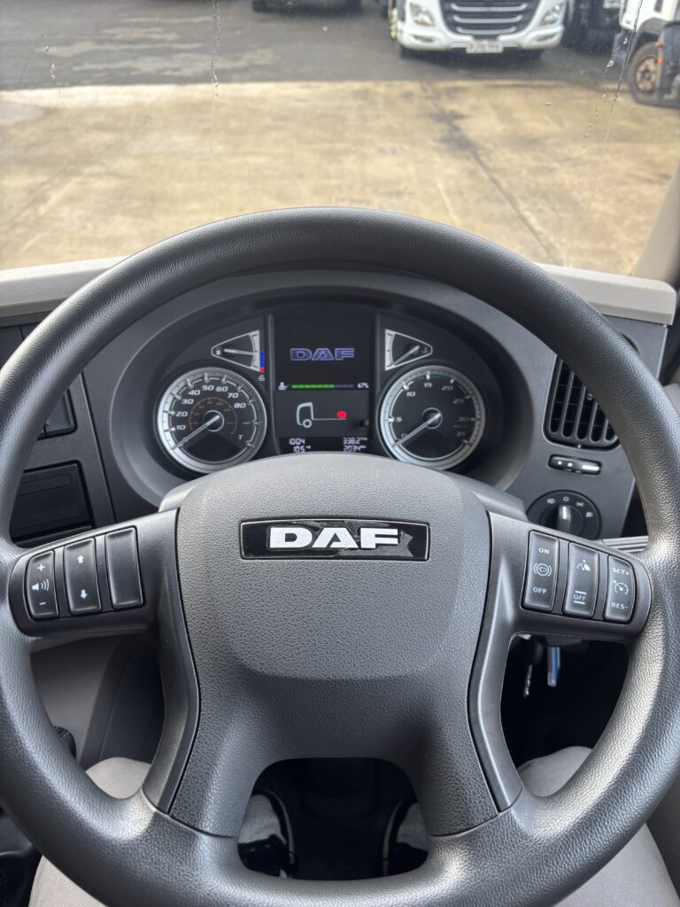 2023 DAF LF 45 180 7.5T Curtainsider
